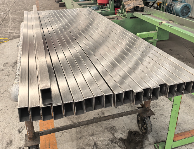 五指山方管 矩形管 无缝方管生产厂家